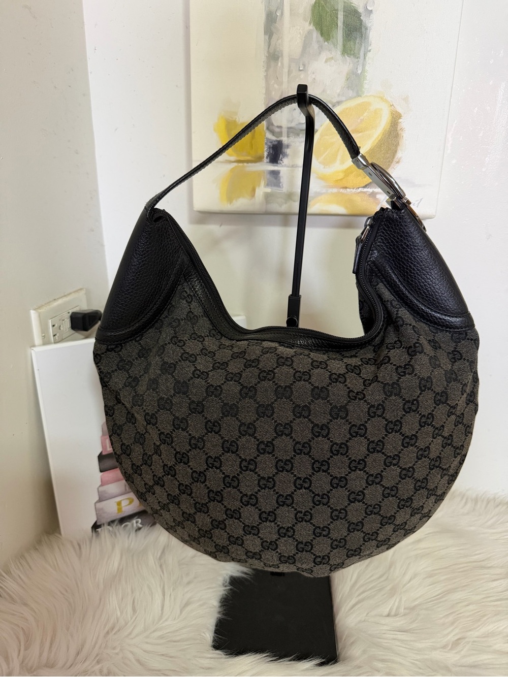 Gucci Black GG Monogram Canvas leather Hobo Bag. - Picture 2 of 16